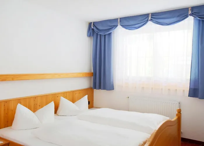 ゲストハウス Groebenhof 2*