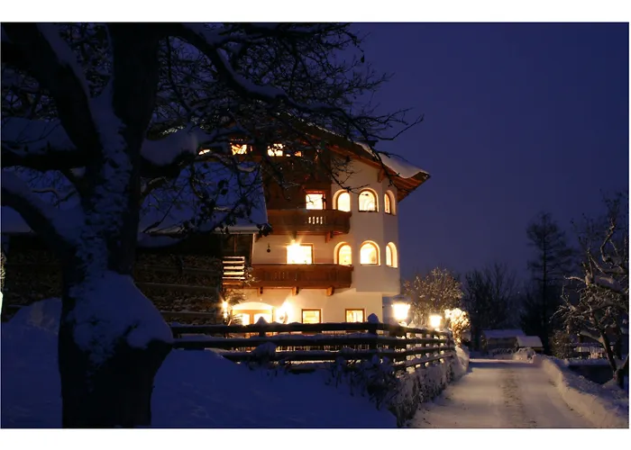 Groebenhof ゲストハウス フルプメス