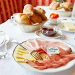 بيت ضيافة Groebenhof 2*