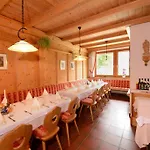Groebenhof بيت ضيافة