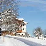 Groebenhof Vendégház 2*