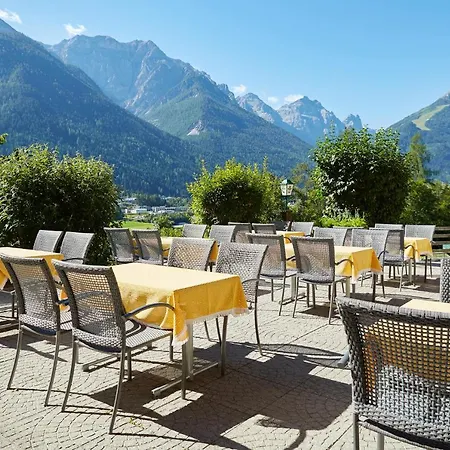 Groebenhof בית הארחה